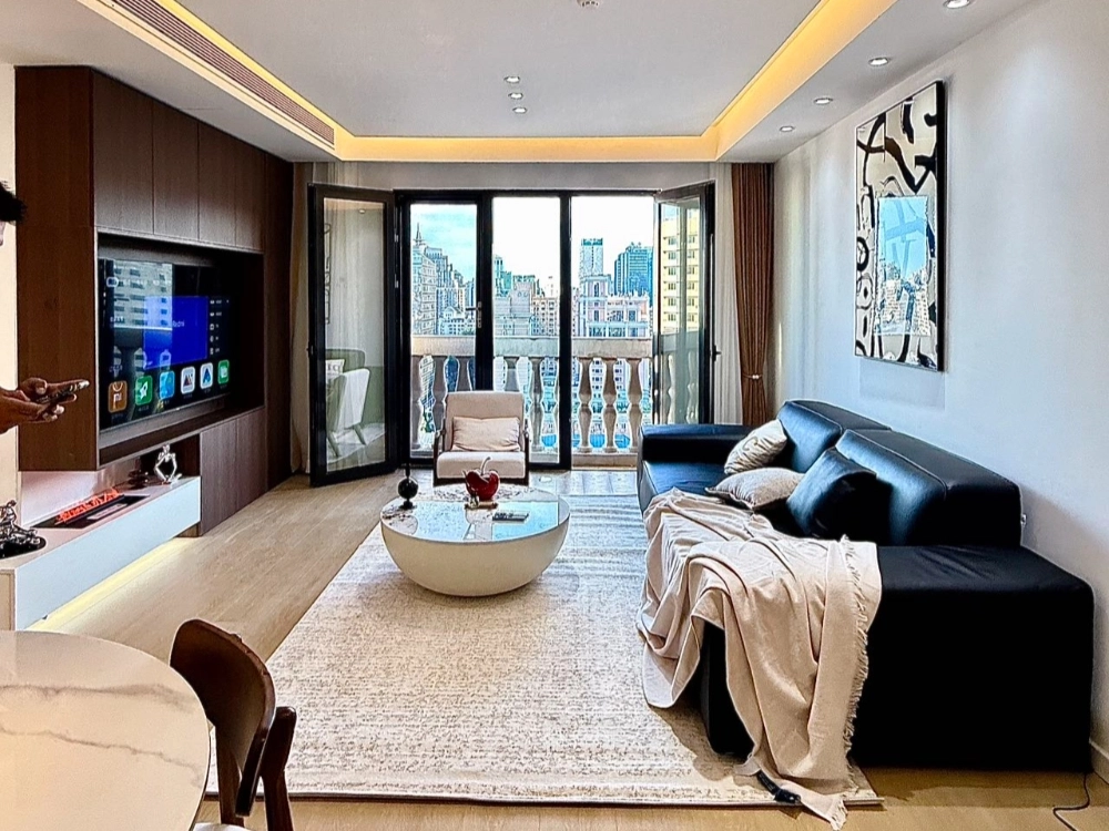 瑞士公寓C单元1701室